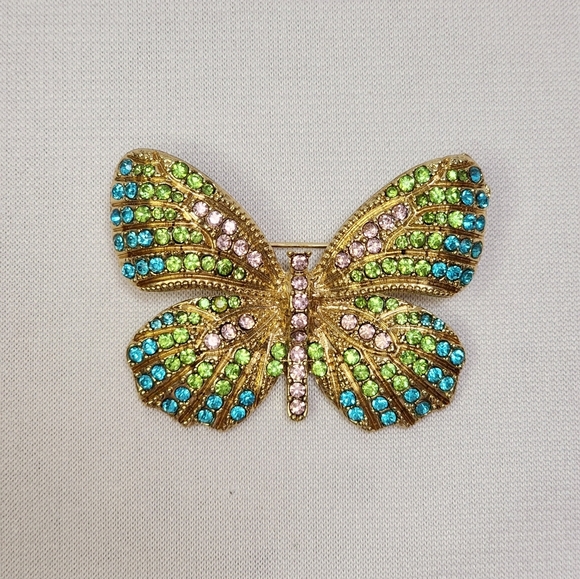Monet Crystal Butterfly Vintage Brooch Pin - Picture 3 of 11